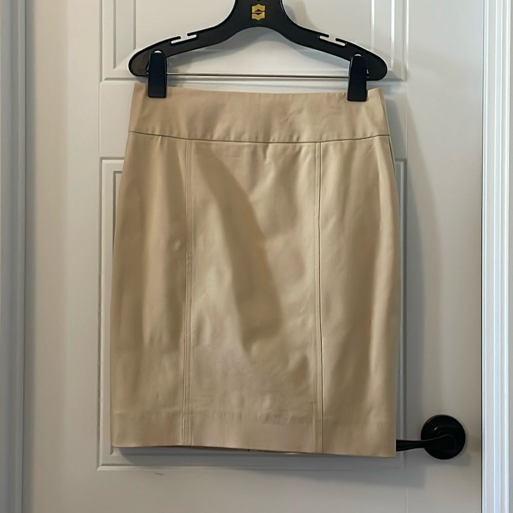 Per Se Tan Pencil Skirt